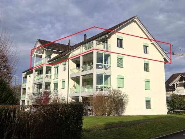 Immobilie in Dussnang - Zu verkaufen an der Haushaldenstrasse 2a in 8374 Dussnang; grosse 5½ Zi.-Dachwohnung, an ruhiger, sonniger Lage /nur 2 Gehminute bis ÖV ! - Bild 0