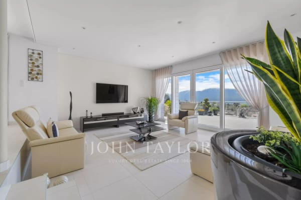 Immobilie in Chailly-montreux - Spacieuse propriÃ©tÃ© avec jardin et vue panoramique sur le lac LÃ©man - Bild 5