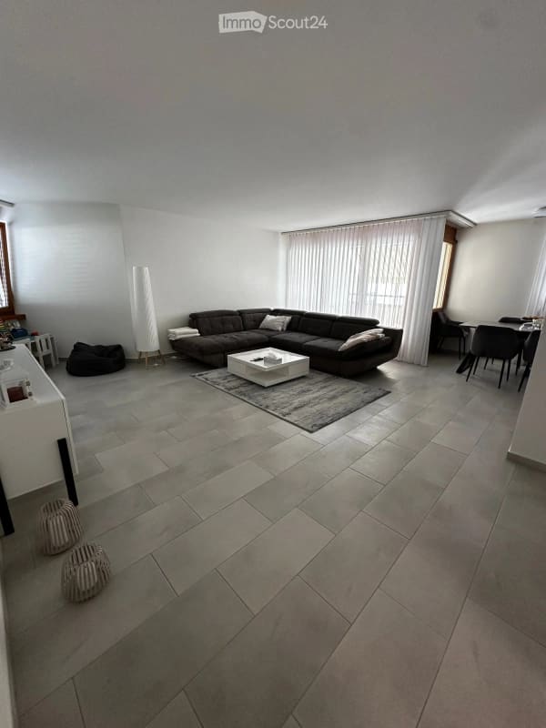Immobilie in Sins - Gepflegte 4.5-Zimmer-Wohnung in Sins – sofort verfügbar - VP: CHF 980'000.-- - Bild 5