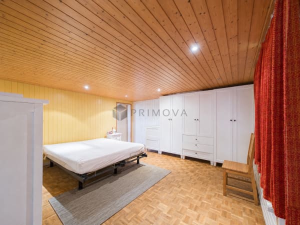 Immobilie in Bussnang - Modernisiertes Zweifamilienhaus mit Weitblick, Doppelgarage und vielseitigem Nutzungspotenzial - Bild 10