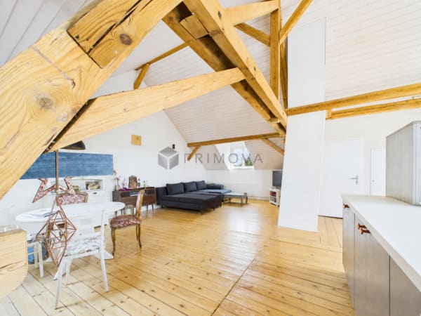 Immobilie in Bussnang - Modernisiertes Zweifamilienhaus mit Weitblick, Doppelgarage und vielseitigem Nutzungspotenzial - Bild 2