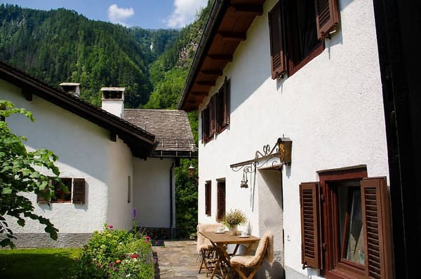 Immobilie in Rossa - Doppia armonia in Valle Calanca: casa bifamiliare a Rossa! - Bild 12