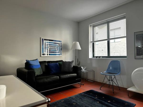 Immobilie in Schmitten Fr - Zeitlose Architektur trifft auf überraschende Wohnqualität - Bild 11