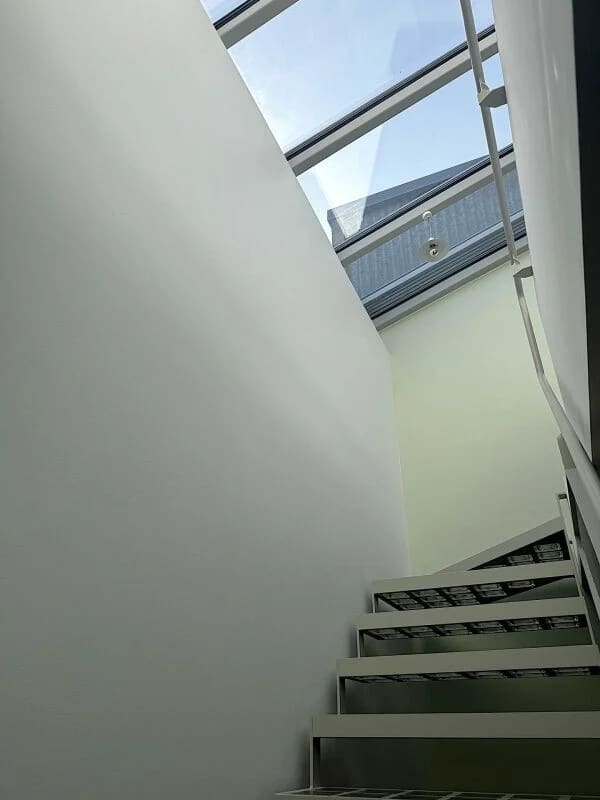 Immobilie in Schmitten Fr - Zeitlose Architektur trifft auf überraschende Wohnqualität - Bild 17