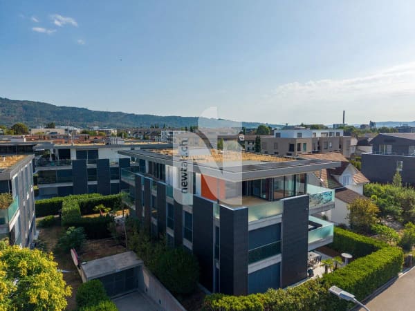 Immobilie in Stein Ag - Exklusive Attikawohnung mit direktem Liftzugang, grosszügiger Terrasse, traumhafter Weitsicht und zwei Tiefgaragenplätzen - Bild 0