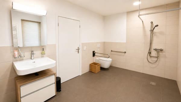Immobilie in Sumiswald - Grosszügige Mehrgeneration-Liegenschaft, 2'232 m² Grundstück und viel Ruhe im Emmental - Bild 11