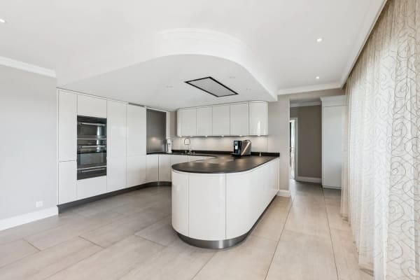 Immobilie in Champagne - En exclusivitÃ©: Maison contemporaine avec vue panoramique sur les Alpe - Bild 2