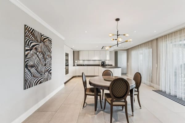 Immobilie in Champagne - En exclusivitÃ©: Maison contemporaine avec vue panoramique sur les Alpe - Bild 8