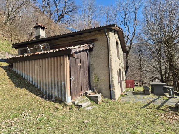 Immobilie in Bogno - SchÃ¶nes Bauernhaus inmitten der Natur mit GrundstÃ¼ck - Bild 4