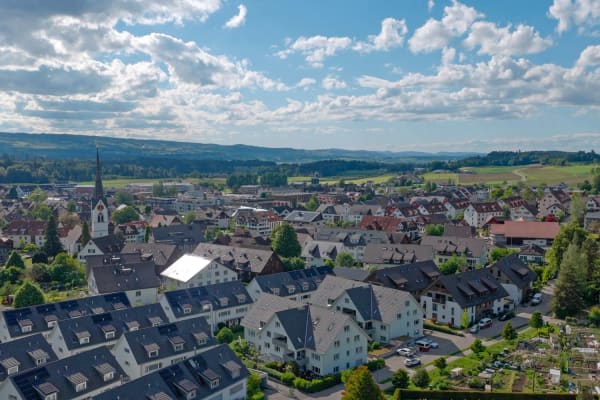 Immobilie in Mettmenstetten - Familienfreundliche 5½-Zimmer Dachmaisonette Wohnung an bester Lage - Bild 2