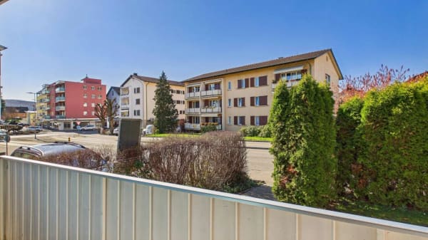 Immobilie in Wettingen - Komfortable 4.5-Zimmer-Wohnung mit praktischer Raumaufteilung - Bild 2