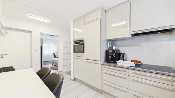 Immobilie in Wettingen - Komfortable 4.5-Zimmer-Wohnung mit praktischer Raumaufteilung - Bild 8