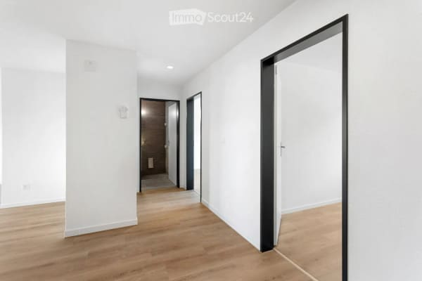 Immobilie in Gebertingen - Helle 4.5-Zimmer-Wohnung mit Balkon und Garage in Gebertingen - Bild 3