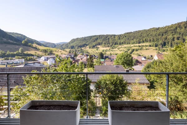 Immobilie in Rothenfluh - Familienfreundliche WohnfÃ¼hloase mit beeindruckender Aussicht - Bild 1