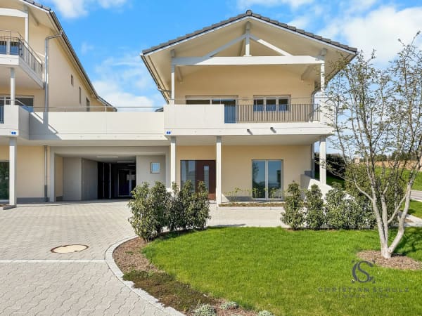 Immobilie in Raperswilen - Hochwertiges Neubau-Einfamilienhaus - niedrige Nebenkosten & durchdacht geplant - Bild 0