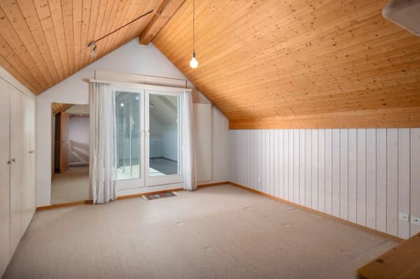 Immobilie in Gossau Zh - Mitten im Zentrum! Gepflegte Dach-Maisonette-Wohnung - Bild 11