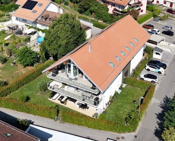 Immobilie in La Rippe - co-exclusivité: Attique en duplex de 275 m² à La Rippe (10' de Nyon) - Bild 1