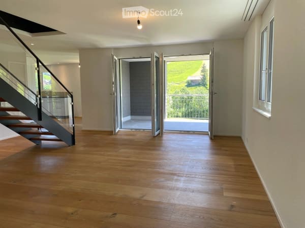 Immobilie in Dicken - Wohnen mit Charme: Exklusive 4.5-Zimmer-Maisonettewohnung - Bild 4