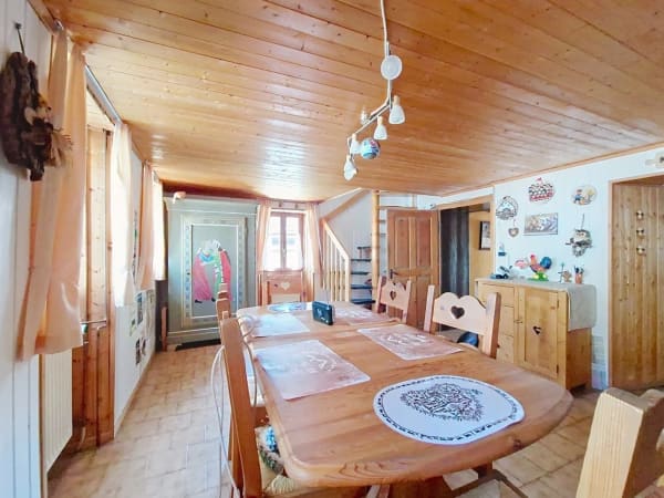 Immobilie in Grône - Grône, maison de 4.5 pièces de 151 m2 avec extérieures verdoyant et 2 places de parc - Bild 3