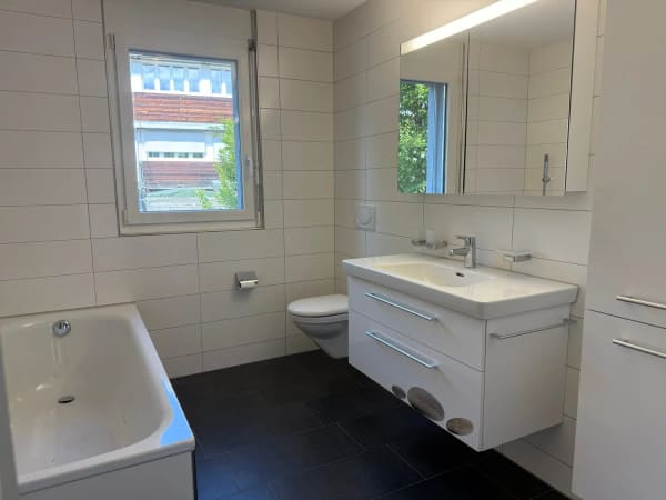 Immobilie in Langnau Im Emmental - 4 1/2-Zimmer Eigentumswohnung an ruhiger, sonniger Lage - Bild 5