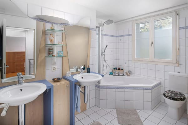 Immobilie in Ottikon - Wohnen mit unverbaubarer Bergsicht - Bild 11