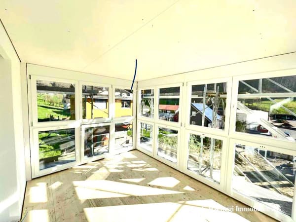 Immobilie in Läufelfingen - Neue, grosszügige 5 bis 7.5-Zi-EFH mit weiter Aussicht in Läufelfingen - Bild 4