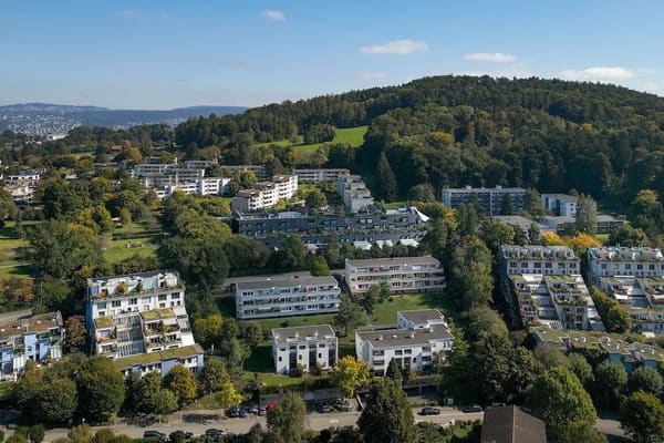 Immobilie in Adliswil - Grosse, moderne 6.5 Zimmer-Wohnung - Bild 11