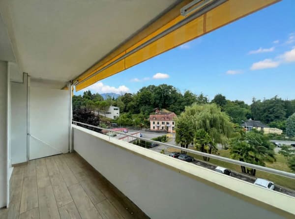 Immobilie in Chailly-montreux - OPPORTUNITE: APPARTEMENT DE 4,5 PIECES LIBRE DE SUITE AVEC ARRETS DE BUS A PROXIMITE - Bild 1