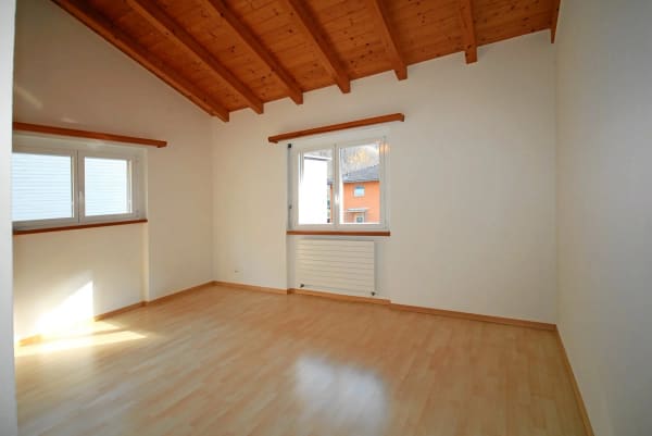 Immobilie in Maggia - 5.5-Zimmer-Maisonette-Eigentumswohnung mit Mansarde und schöner Bergsicht - Bild 10