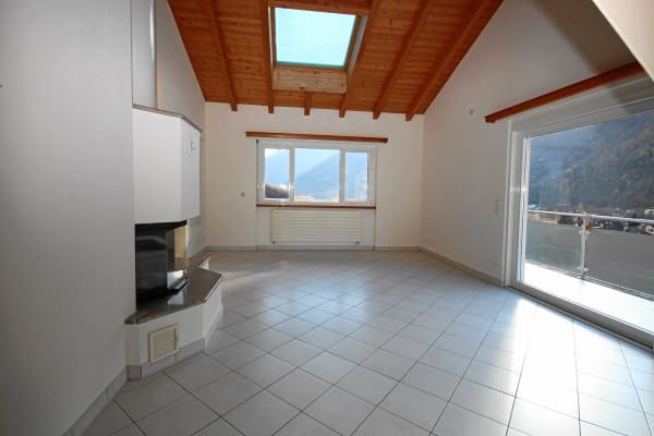 Immobilie in Maggia - 5.5-Zimmer-Maisonette-Eigentumswohnung mit Mansarde und schöner Bergsicht - Bild 4
