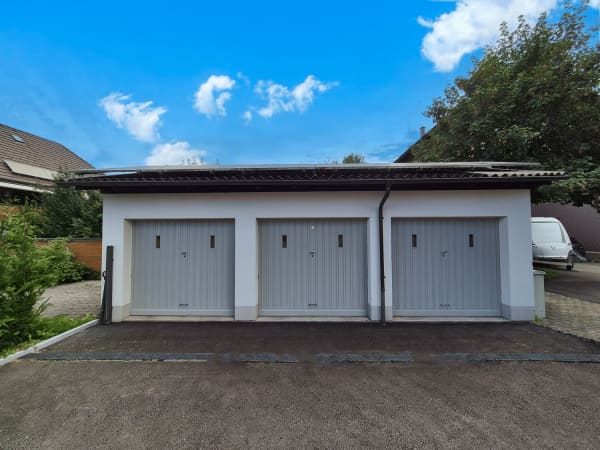 Immobilie in Biglen - Charmantes 6.5-Zimmer Doppeleinfamilienhaus mit Altbau-Flair in Biglen - Bild 11