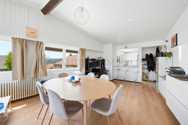 Immobilie in Longirod - EN EXCLUSIVITE - Charmant attique avec vue lac et Mont-Blanc - Bild 2