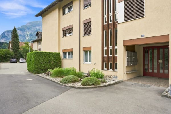 Immobilie in Meiringen - Familienfreundliche 5.5-Zimmer-Gartenwohnung - zentral in Meiringen - Bild 6