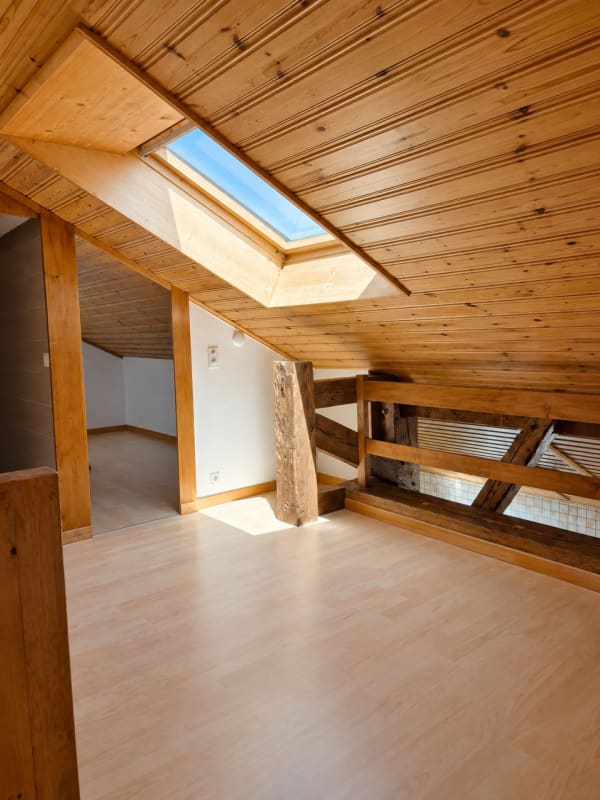 Immobilie in Les Verriã¨res - Les Verrières - Grande propriété de plusieurs logements - Bild 13