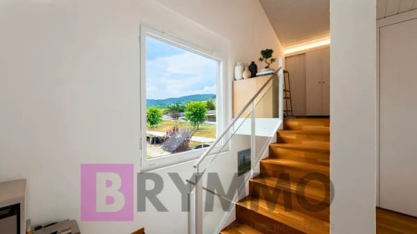 Immobilie in Mont-sur-rolle - Belle échappée sur le lac pour cette maison familiale d’angle à Mont-sur-Rolle - Bild 17