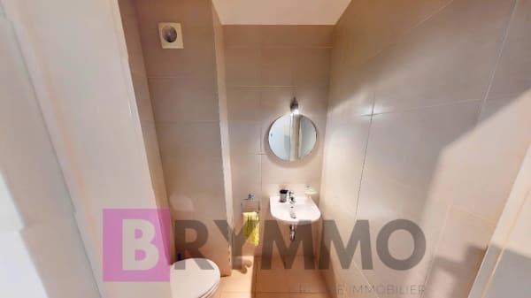 Immobilie in Mont-sur-rolle - Belle échappée sur le lac pour cette maison familiale d’angle à Mont-sur-Rolle - Bild 21