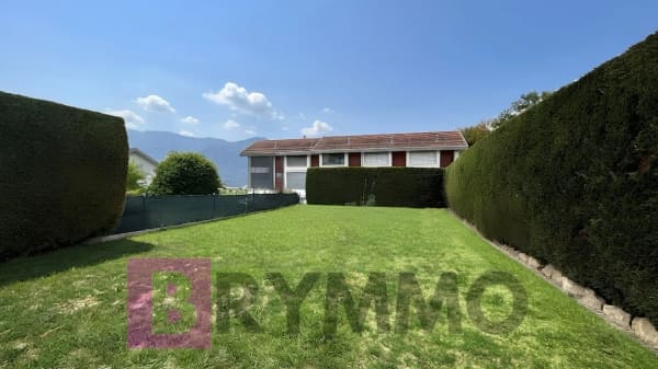 Immobilie in Mont-sur-rolle - Belle échappée sur le lac pour cette maison familiale d’angle à Mont-sur-Rolle - Bild 24