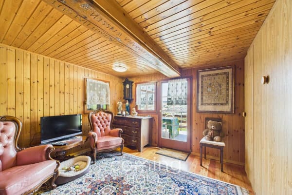 Immobilie in Unterbäch Vs - Sonniges Chalet-Paradies in Unterbäch mit grosszügigem Grundstück - Bild 7
