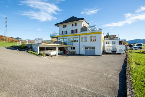 Immobilie in Alterswil Fr - Charmante Wohnhaushälfte mit Werkstatt und Alpenpanorama - Bild 16