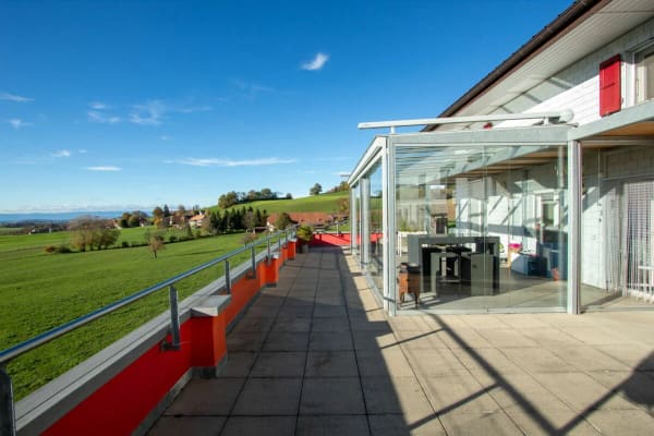 Immobilie in Alterswil Fr - Charmante Wohnhaushälfte mit Werkstatt und Alpenpanorama - Bild 2