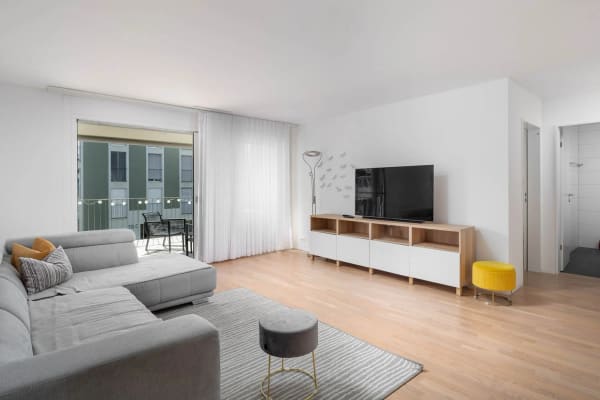 Immobilie in Sursee - Grosszügige 3.5-Zimmer- Eigentumswohnung an guter und  kinderfreundlicher Lage in Sursee - Bild 2