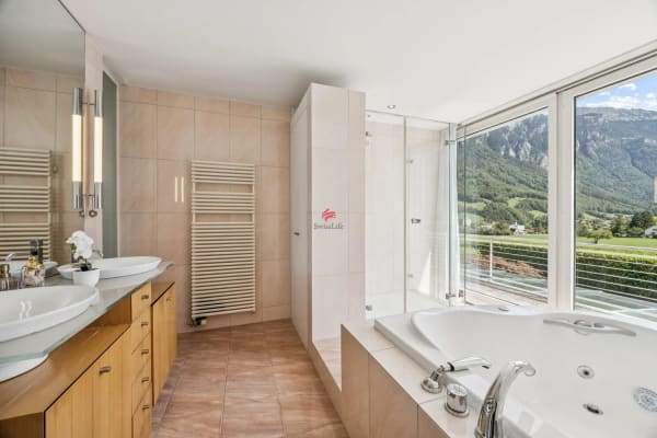 Immobilie in Riedern - Wohntraum mit Pool und Bergsicht - Bild 6