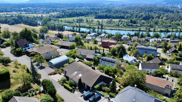 Immobilie in Aarau - Wohnen mit Weitsicht am Villenhang von Biberstein - Bild 1