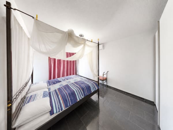 Immobilie in Aarau - Wohnen mit Weitsicht am Villenhang von Biberstein - Bild 13
