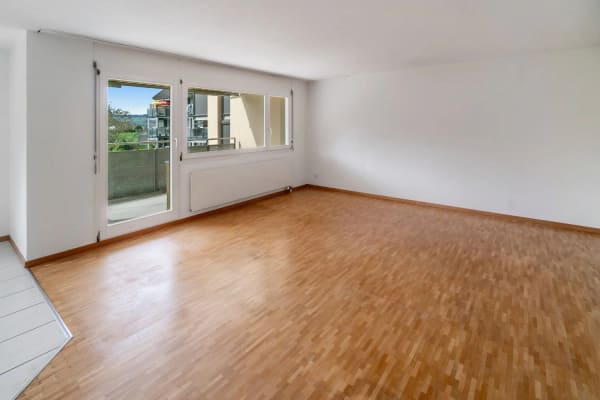 Immobilie in Reichenburg - 3.5 Zimmer Wohnung mit 71 m² mit Balkon und Lift in Reichenburg - Bild 3