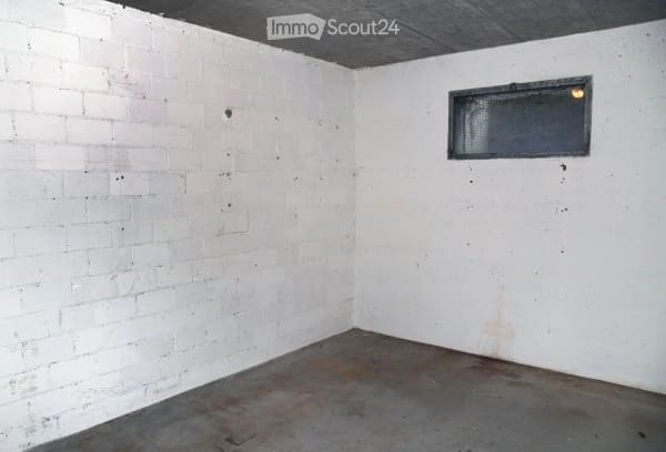 Immobilie in Bäriswil Be - Grosszügige 6.5-Zimmer-Galerie-Wohnung mit Kamin und Einstellhallenplatz in Bäriswil - Bild 22