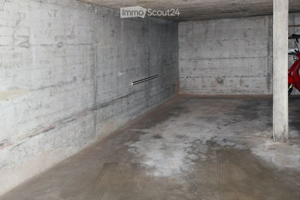 Immobilie in Bäriswil Be - Grosszügige 6.5-Zimmer-Galerie-Wohnung mit Kamin und Einstellhallenplatz in Bäriswil - Bild 24