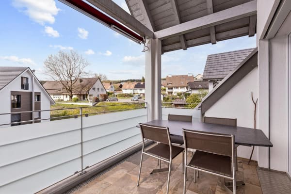 Immobilie in Glattfelden - GrosszÃ¼giges Wohnen mit Galerie und offener Raumstruktur. - Bild 4