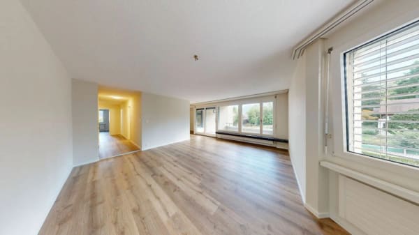 Immobilie in Emmenbrücke - 3.5-Zimmer-Wohnung mit grosszügigem Wohnkomfort in Emmen - Bild 2