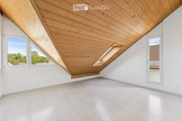Immobilie in Schwarzenburg - Zentral wohnen, einziehen und wohlfühlen – 4.5-Zimmer-Dachwohnung mit Galerie - Bild 11